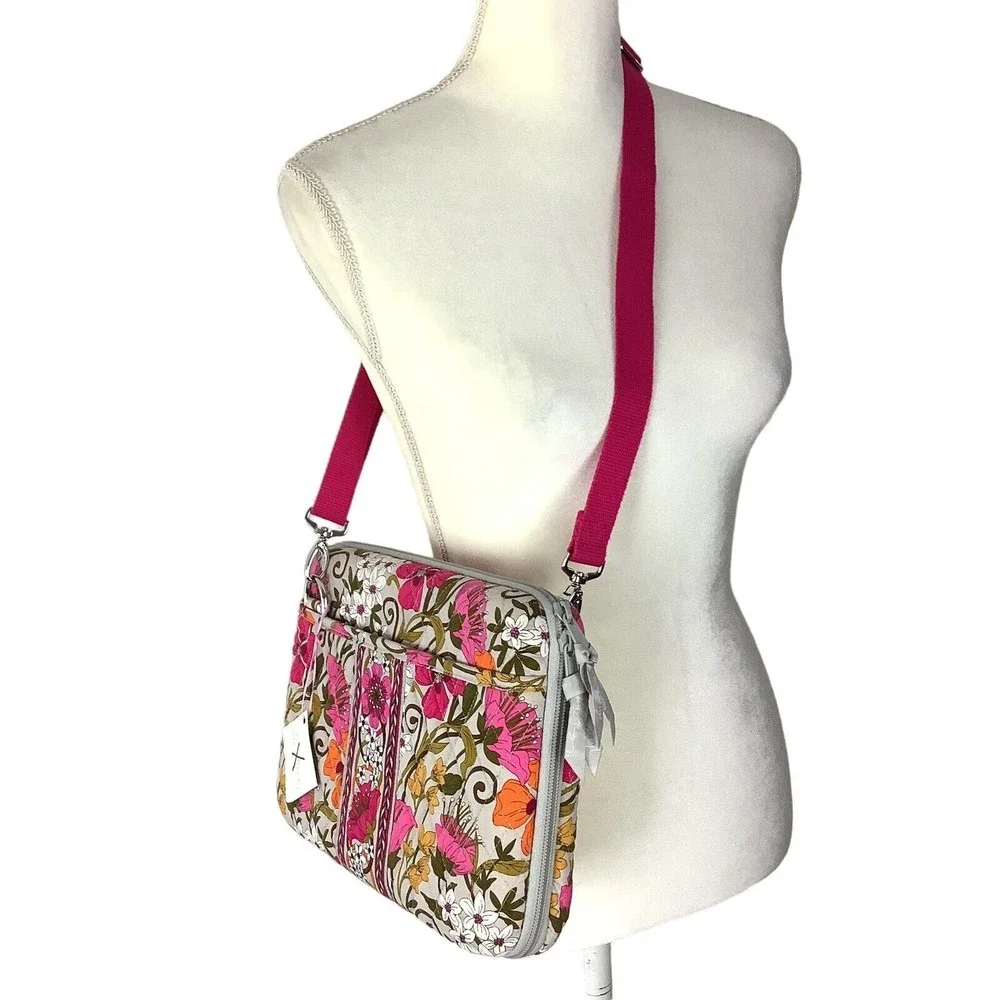 Vera Bradley Tea Garden Pink Floral Hard Shell Mini Laptop ipad Case Bag Quilted
